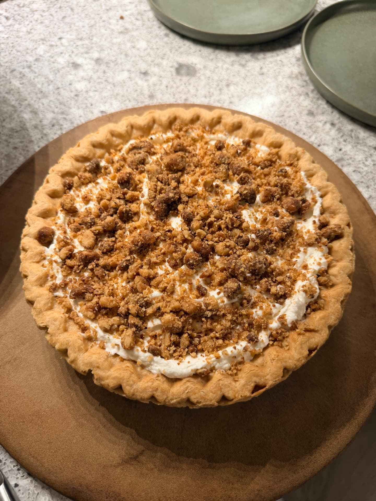 House dessert finished with cream and caramel